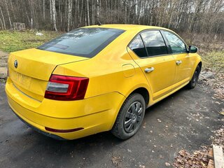 2018 Skoda Octavia III (A7) Рестайлинг, белый, 830000 рублей, вид 4
