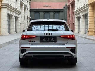 2021 Audi A3 Sportback 35 TFSI IV (8Y), белый, 1760000 рублей, вид 4