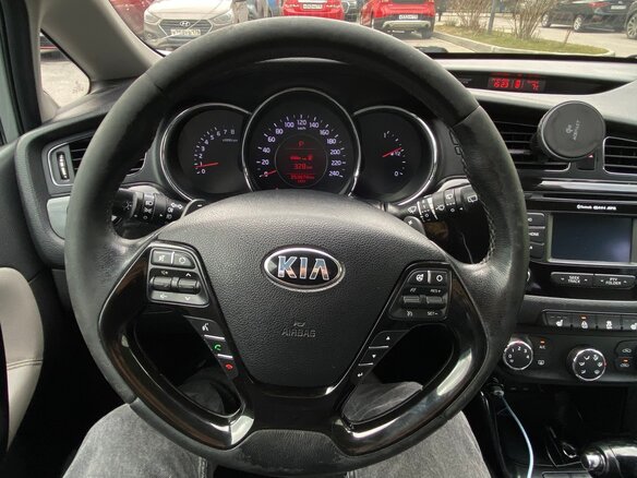 2014 Kia Ceed II, серебристый, 800000 рублей - вид 8