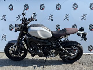 2021 Yamaha XSR900, серебристый, 850000 рублей, вид 3