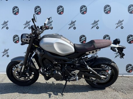 2021 Yamaha XSR900, серебристый, 850000 рублей, вид 3