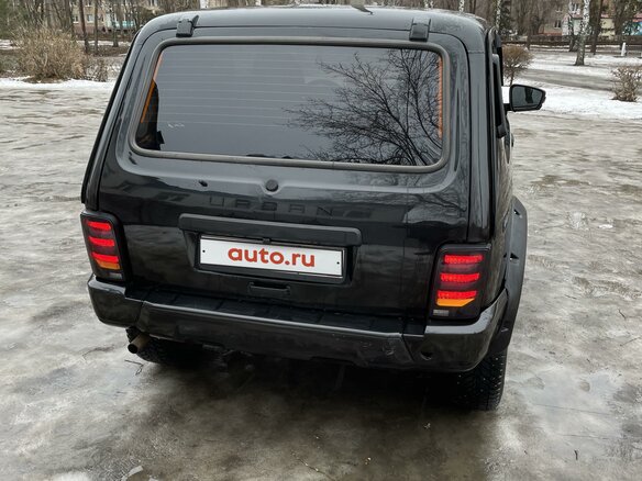 2009 Lada (ВАЗ) 2121 (4x4) I Рестайлинг, чёрный, 800000 рублей - вид 3