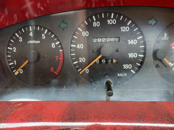 1999 Suzuki Cultus III Рестайлинг, серый, 400000 рублей - вид 4