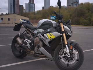 2021 BMW S 1000 R, серый, 2000000 рублей, вид 2