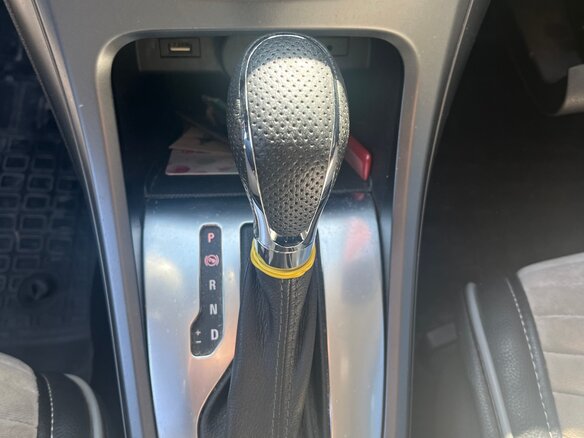 2012 Opel Astra J, серебристый, 900000 рублей - вид 6