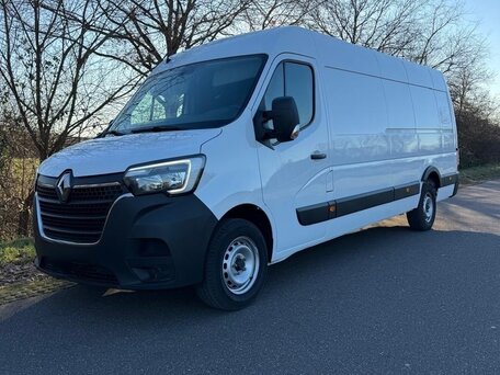2023 Renault Master, белый, 4500000 рублей, вид 1