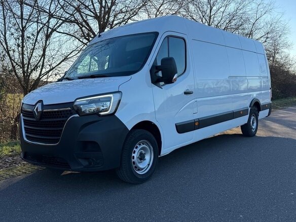 2023 Renault Master, белый, 4500000 рублей