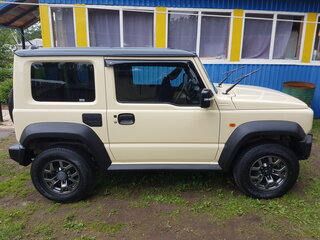 2020 Suzuki Jimny Sierra IV, бежевый, 2470000 рублей, вид 4