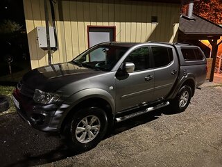 2013 Mitsubishi L200 IV Рестайлинг, серый, 1599999 рублей, вид 4