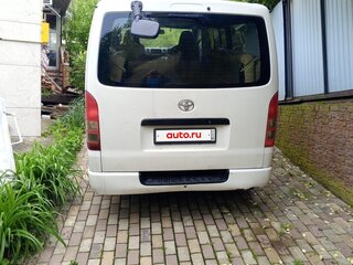 2005 Toyota HiAce H200, белый, 1600000 рублей, вид 3
