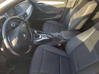 2013 BMW X1 20i I (E84) Рестайлинг, белый, 1600000 рублей, вид 4