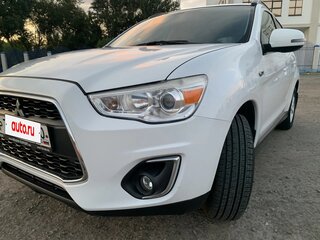 2013 Mitsubishi ASX I Рестайлинг, белый, 1100000 рублей, вид 3