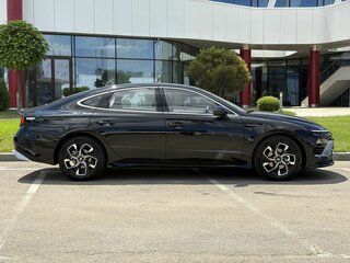 2026 Hyundai Sonata VIII (DN8) Рестайлинг, чёрный, 3775000 рублей, вид 4
