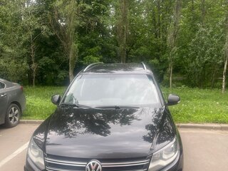 2012 Volkswagen Tiguan I Рестайлинг, чёрный, 1320000 рублей, вид 2