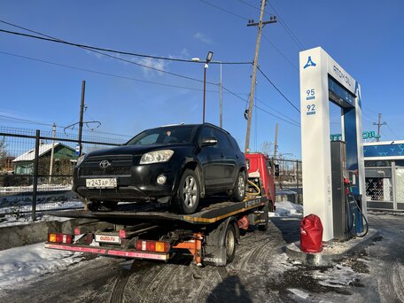 2010 TATA 613, красный, 1800000 рублей, вид 4