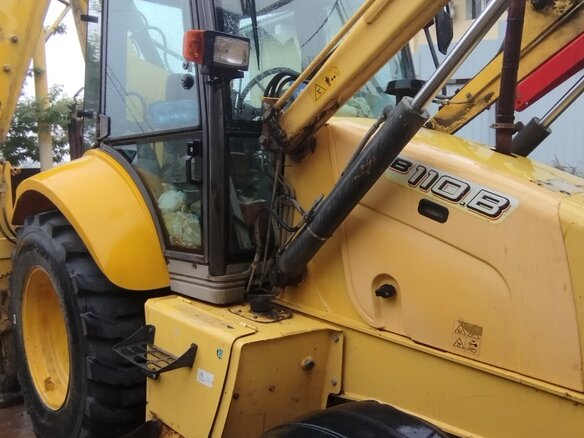 2007 New Holland LB110, 3000000 рублей