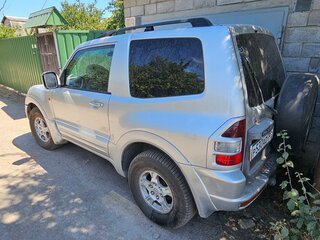 2001 Mitsubishi Pajero III, серый, 1300000 рублей, вид 2
