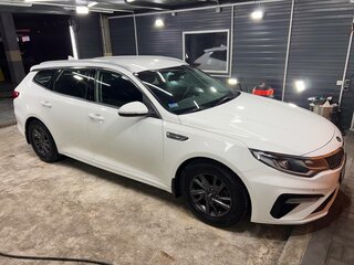 2019 Kia Optima IV Рестайлинг, белый, 2000000 рублей, вид 5