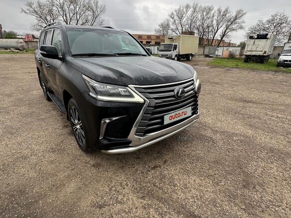 2018 Lexus LX 450d III Рестайлинг 2, чёрный, 8000000 рублей - вид 3