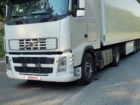 2008 Volvo FH, белый, 3000000 рублей, вид 4