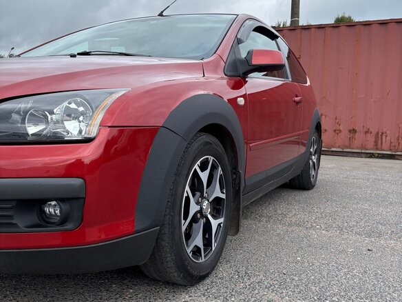 2005 Ford Focus II, красный, 350000 рублей - вид 5