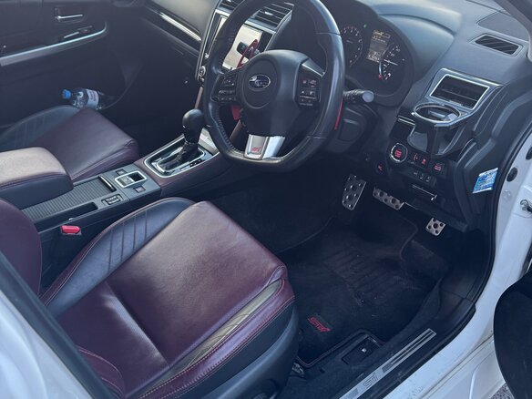2017 Subaru Levorg I, белый, 1900000 рублей - вид 3