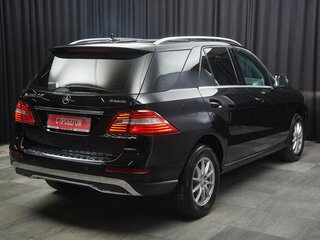 2013 Mercedes-Benz M-Класс 350 CDI III (W166), чёрный, 2000000 рублей, вид 4