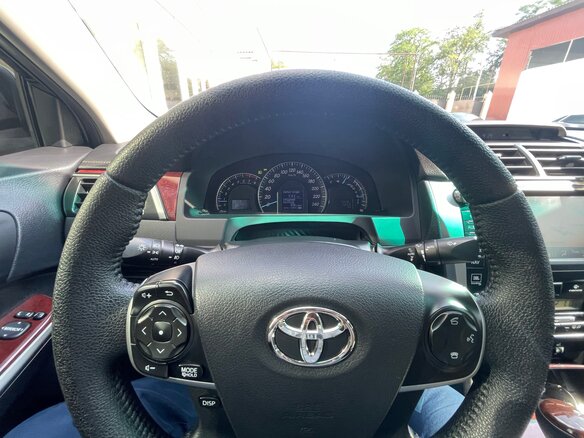 2012 Toyota Camry VII (XV50), чёрный, 1820000 рублей - вид 14