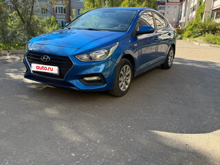 2019 Hyundai Solaris II, синий, 1070000 рублей, вид 1