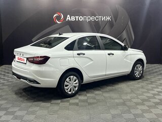 2026 Lada (ВАЗ) Vesta I Рестайлинг (NG), белый, 1581000 рублей, вид 5
