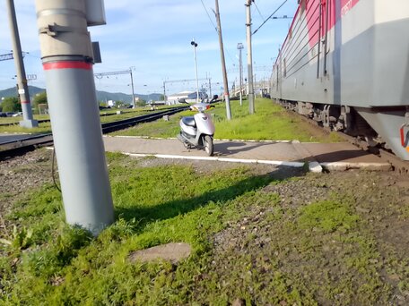 1999 Yamaha Jog, серебристый, 50000 рублей, вид 2