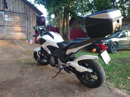 2012 Honda NC 700X, белый, 500000 рублей, вид 3