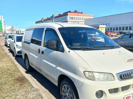 2006 Hyundai H-1, белый, 850000 рублей, вид 2