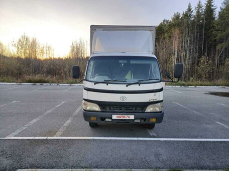 2003 Toyota Dyna, белый, 1350000 рублей, вид 1