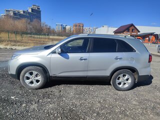 2013 Kia Sorento II Рестайлинг, серебристый, 1450000 рублей, вид 3