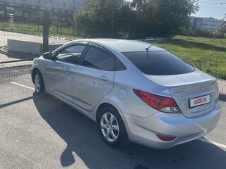 2012 Hyundai Solaris I, серебристый, 900000 рублей, вид 3