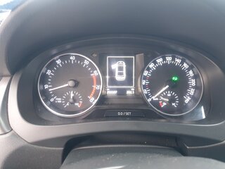 2016 Skoda Rapid I, белый, 720000 рублей, вид 5