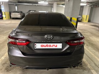 2021 Toyota Camry US Market VIII (XV70) Рестайлинг, коричневый, 2100000 рублей, вид 2