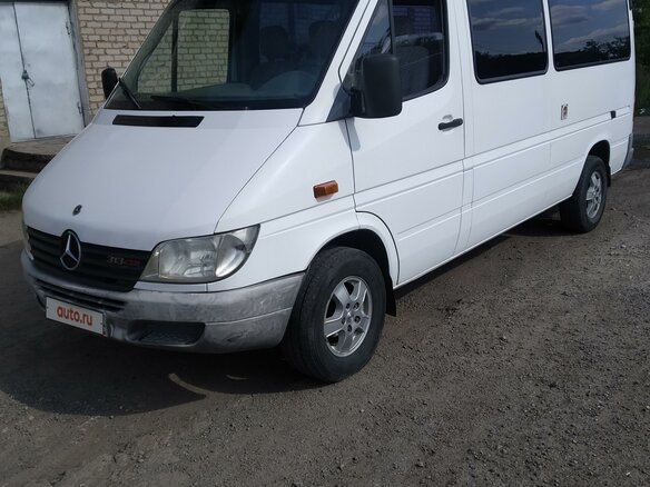 2000 Mercedes-Benz Sprinter, белый, 700000 рублей