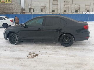 2013 Volkswagen Jetta VI, чёрный, 720000 рублей, вид 3