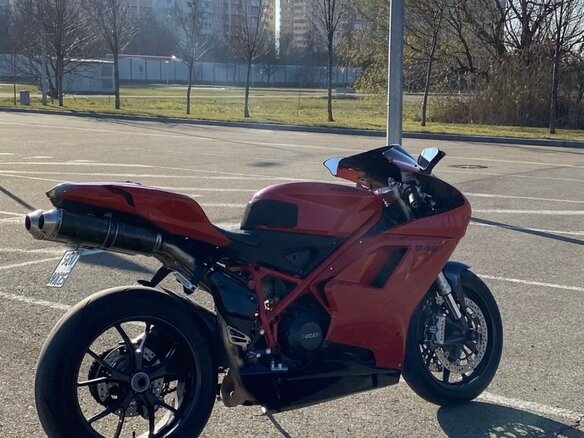 2011 Ducati 848, красный, 630000 рублей - вид 8