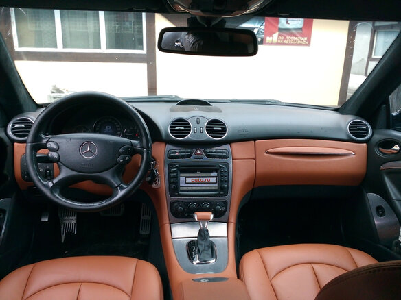 2003 Mercedes-Benz CLK-Класс 200 II (W209), чёрный - вид 2