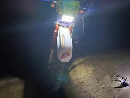 1996 Suzuki DR 250, фиолетовый, 300000 рублей, вид 1