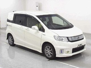 2011 Honda Freed I Рестайлинг, белый, 1094000 рублей, вид 1