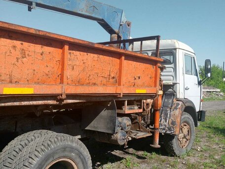 1995 КамАЗ 55102, белый, 1550000 рублей, вид 1