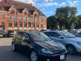 2011 Volkswagen Golf VI, чёрный, 950000 рублей, вид 1