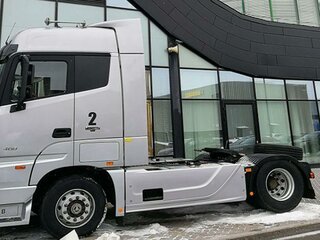 2023 Foton Auman EST A, серебристый, 6350000 рублей, вид 2