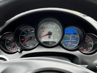 2013 Porsche Cayenne GTS II (958), белый, 2850000 рублей, вид 4