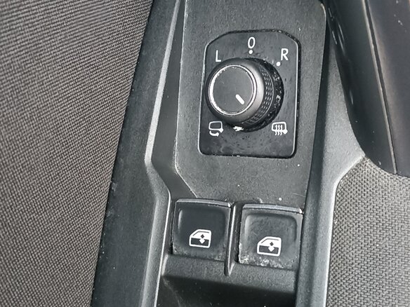 2019 Volkswagen Tiguan II, серый, 2000000 рублей - вид 13