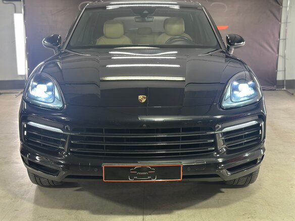 2018 Porsche Cayenne III, чёрный, 5950000 рублей - вид 4